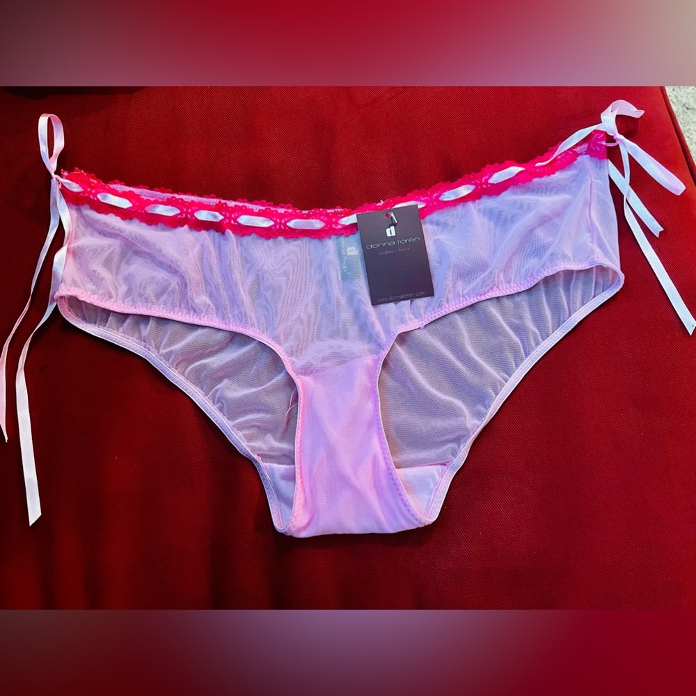 Donna l’oren panties. Size M. New with tags